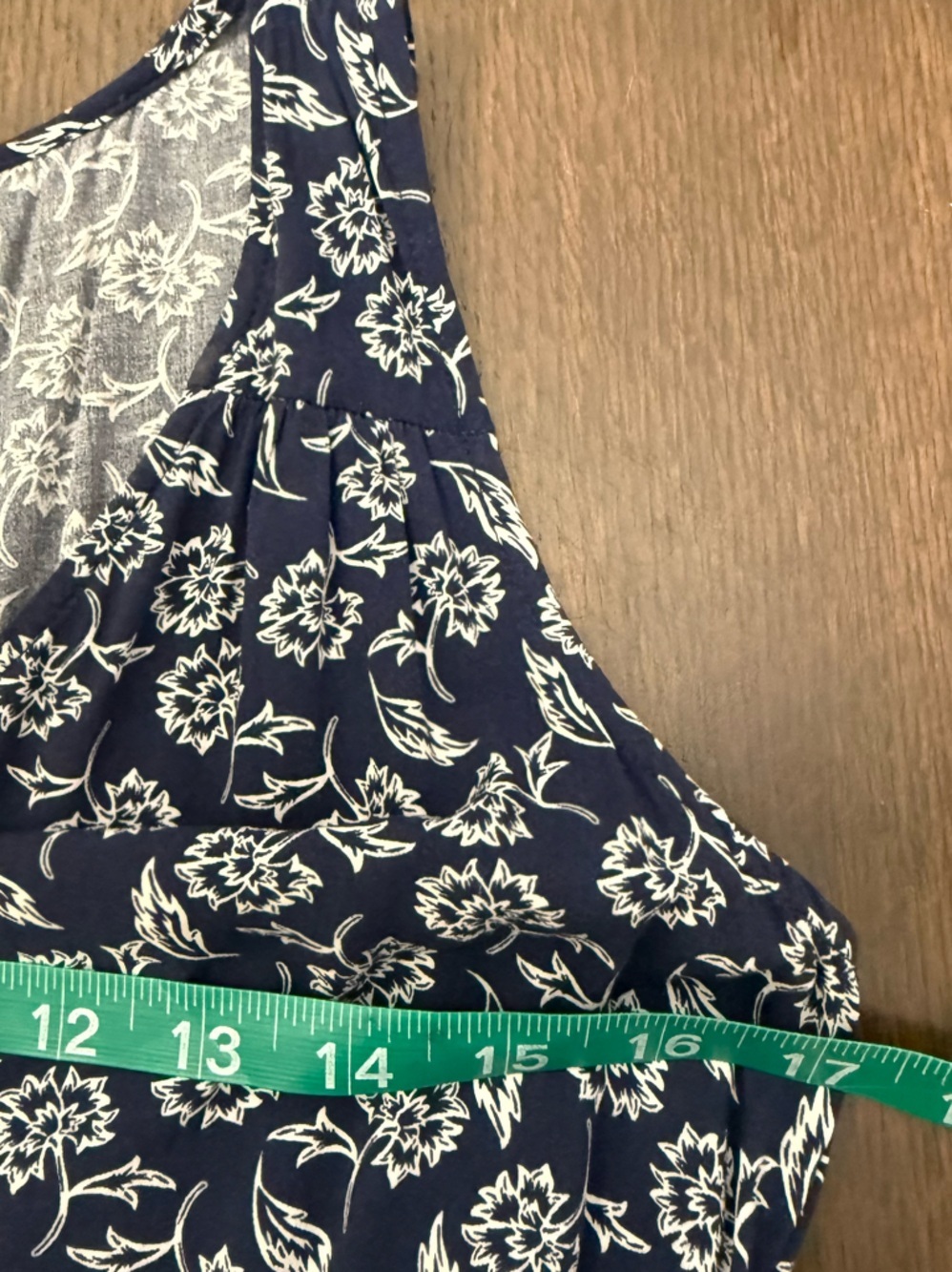 Old Navy Navy and White Floral Midi Dress Sleeveless size medium - Picture 5 of 9